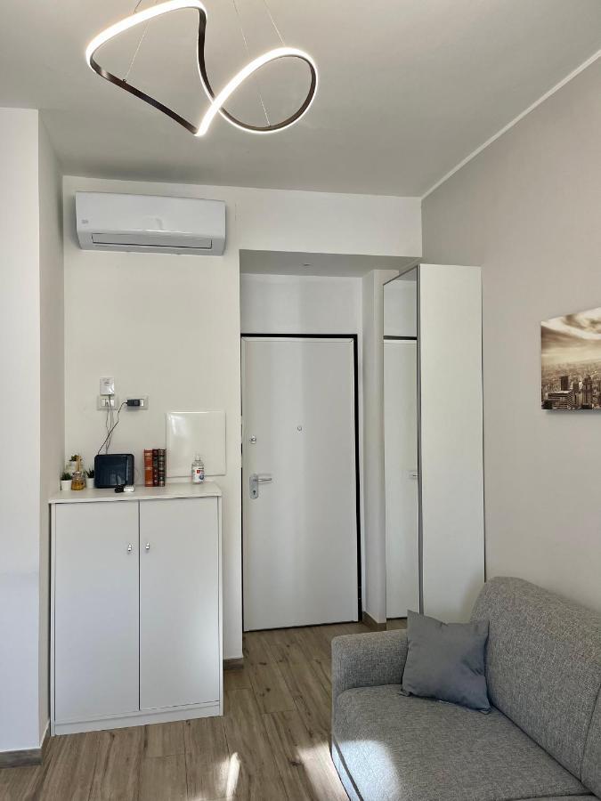Apartamento Housitalia Milano Exterior foto